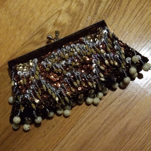 Handbags - Vintage Clutch